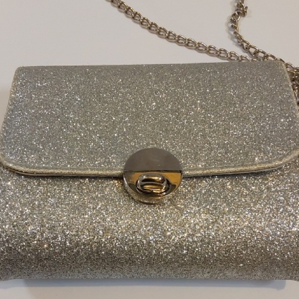 Elegant Silver Glitter Clutch Bag - Picture 4 of 8